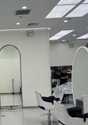 -5M HAIR SALON精品店