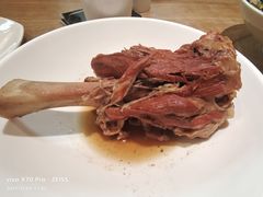 金牌酱棒骨-上关雪東北菜(中房金谊店)