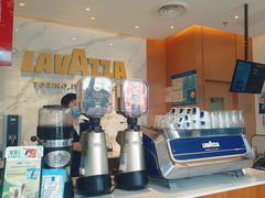 -LAVAZZA拉瓦萨咖啡(上海金融街店)