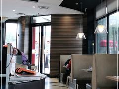 -必胜客(上海新南方商城PH店)