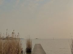 -亮河湾山庄