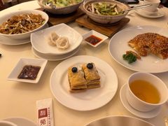 芝士蓝莓拿破仑（提早2日预约）-利苑酒家(宜安广场店)