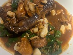 -鲁菜根·泰安菜(万达店)
