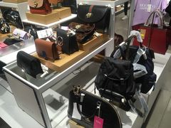 -唯品会(北京国瑞城店)