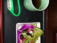 手牌茶水小吃-裕和堂中医推拿艾灸(太古汇臻品店)