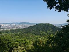 -灵岩山风景区
