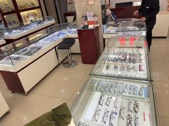 -吴良材眼镜(北中路店)