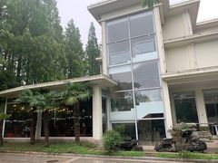 -上海怡沁园度假酒店