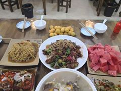 -萨宁音登锡伯风味餐厅(一楼店)