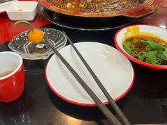 -烧哥美蛙肥肠鱼火锅·十五年社区店
