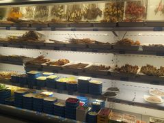 自助取餐区-让签签飞小郡肝串串香(春熙路形象店)