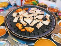 -玄希浪漫厨房·韩料烤肉(湖滨银泰in77店)