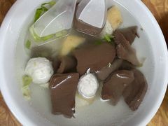 豆干鸭血汤-松树干拌面店