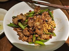 猛火小炒肉拌面-寻裕记·现炒浇头面(人民广场店)