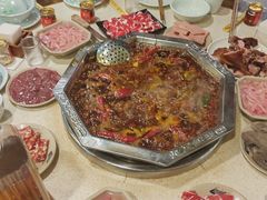 -九尺赵老四鲜鹅肠火锅