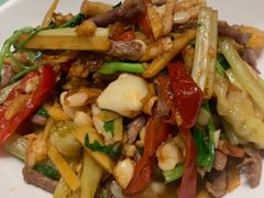 -江渔儿酸菜鱼·拔草餐厅(虎门君乐汇店)