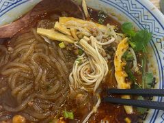 -魔都三兄弟酸辣粉·蘸卤炸串(虹桥万科店)