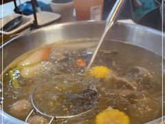 -左庭右院鲜牛肉火锅(金山万达店)
