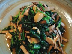 青年拌菜-青年公社烤鸭(青年路店)