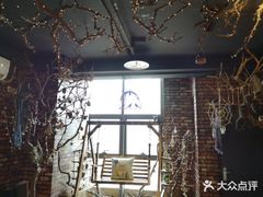 -MAX伯爵趣味互动密室逃脱(大坪D馆店)