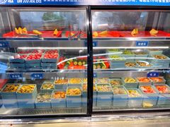 面包甜点陈列柜-蚝英雄鲜蚝自助专门店(长楹天街直营店)