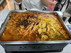 -在巷子里的烤肉店·螺蛳粉烤鱼·牛蛙(和美城店)
