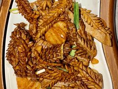 爆炒腰花-闫府私房菜·百年鲁菜(恒隆店)