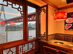 -小天鹅火锅·一线江景洪鼎旗舰店(洪崖洞店)