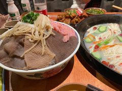 -周小明火锅(黑金冠社区店)