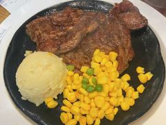牛排配土豆泥-豪客来牛排(青龙街店)
