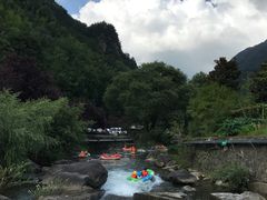 -藏龙百瀑漂流