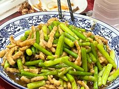 蒜苔炒肉-北大地皖峰饭馆