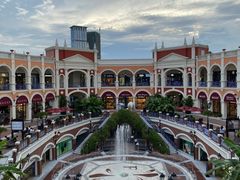 -佛罗伦萨小镇广佛名品奥特莱斯(疏港路店)