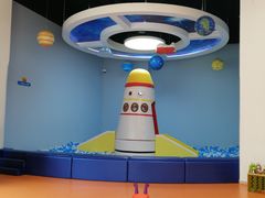 -小门牙好性格托育(北外滩中心)