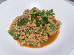 罗勒叶辣炒猪肉末-BetterThai 泰加(苏州中心店)