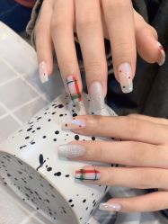 -UGIRL有个美甲