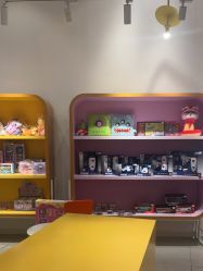 -玩元素·家庭游乐成长中心(香格里拉店)