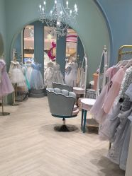 -奈尔宝·儿童乐园·亲子餐厅(华采天地店)