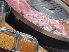 -哈哈碳都·牛肋条无限自助烤肉(宝龙店)