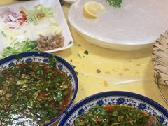 -官塘陈记鱼生·潮汕砂锅粥·牛肉火锅(潮枫路总店)