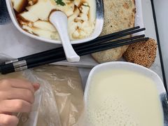 -门庭若市豆浆油条(恒生广场店)