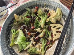 -绿草墩