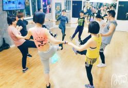 -文E范儿ZUMBA尊巴舞蹈