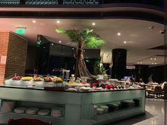 -唐拉雅秀酒店-西锦汇空中BBQ·思创餐厅