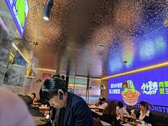 -徐记小怪兽肉蟹煲店(哈西万达金街店)
