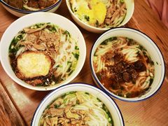 -矮子粉店1985·长沙米粉(湘春路店)