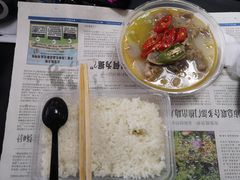 -同济大学本部学苑饮食广场