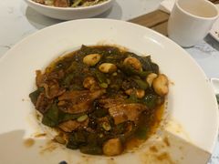 -关东小磨东北菜(漕河泾印象城店)