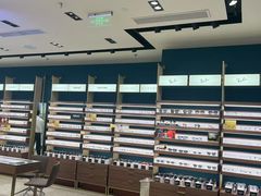 -LensCrafters亮视点(东方新天地店)