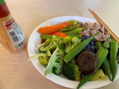 -同济大学本部学苑饮食广场